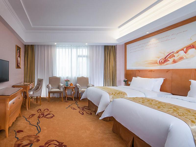 Vienna Hotel Guangdong Zhongshan Nanlang Extérieur photo